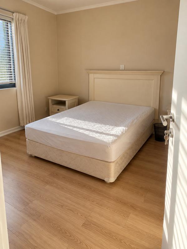 To Let 2 Bedroom Property for Rent in Claremont Western Cape